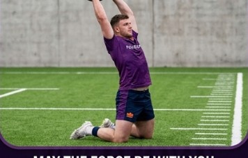Kneeling Overhead Launch